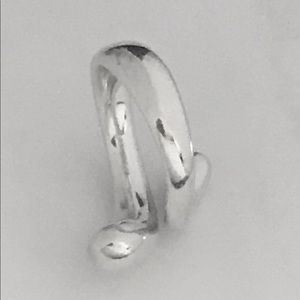 Tiffany & Co. Jewelry - 💝Elsa Peretti Teardrop Ring💝 Tiffany & Co. Jewelry - 💝Elsa Peretti Teardrop Ring💝